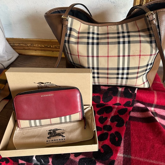 Burberry wallet - Picture 2 of 7